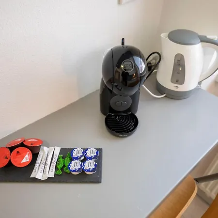 Alure Residences 15 & 24h Self Check-in, Private Parking In Front Of The Building Included, New Building, Center Апартаменты *